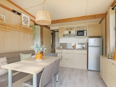salon © Camping Marius