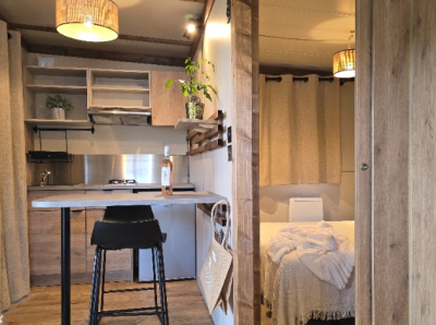 Kitchen and bedroom &copy; Camping Marius