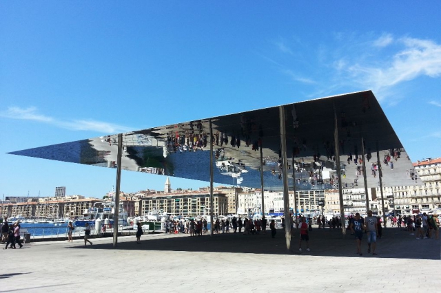 marseille vieux port
